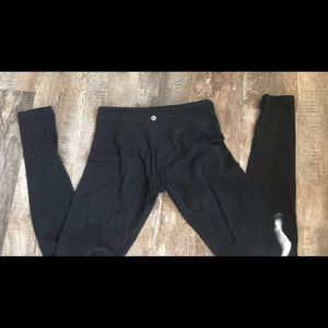 lululemon wunder under black leggings